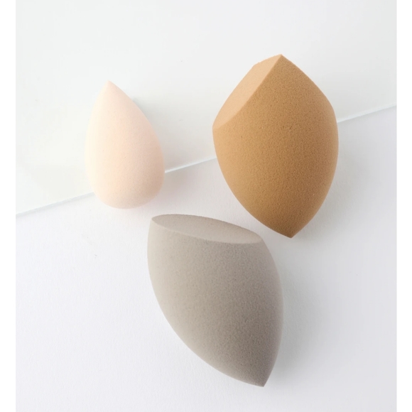 Sponge & brush bundle - Picture 3 of 3